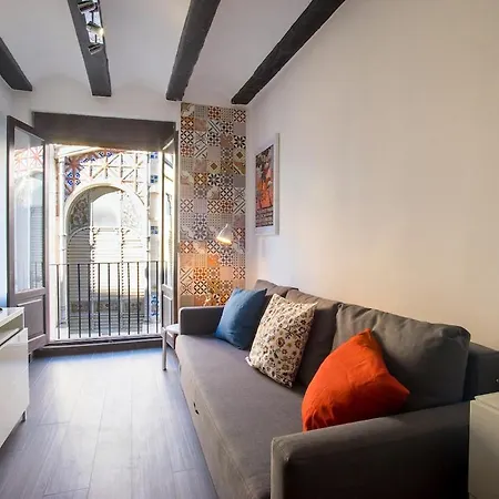 Apartman Window To Market Valencia