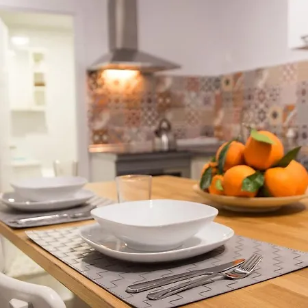 Window To Market Apartman Valencia