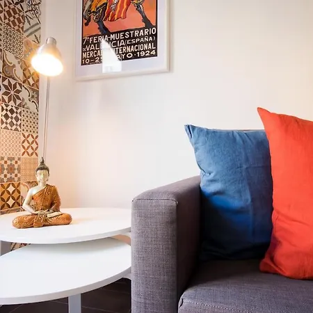 Window To Market Apartman *